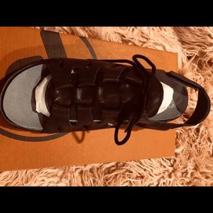 New in box Propet Sandals